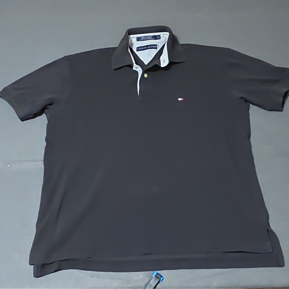 Tommy Hilfiger Black Polo Shirt M Men Short Sleeve Logo Button Collared Cotton